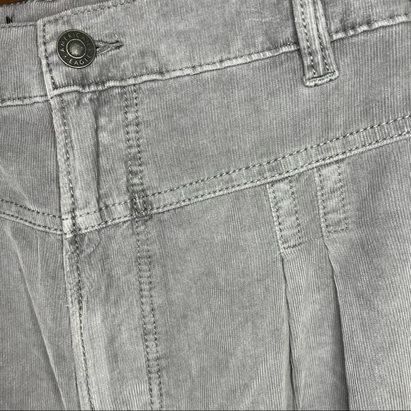 NEW American Eagle Outfitters Gray Corduroy High Rise Mom Jeans Plus Size 24 - Picture 5 of 10